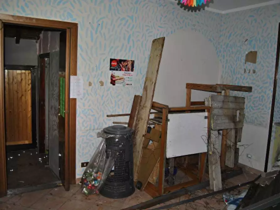 Immagine 4 di Villa in vendita  in Via Vittorio Veneto 57 a Travedona-Monate