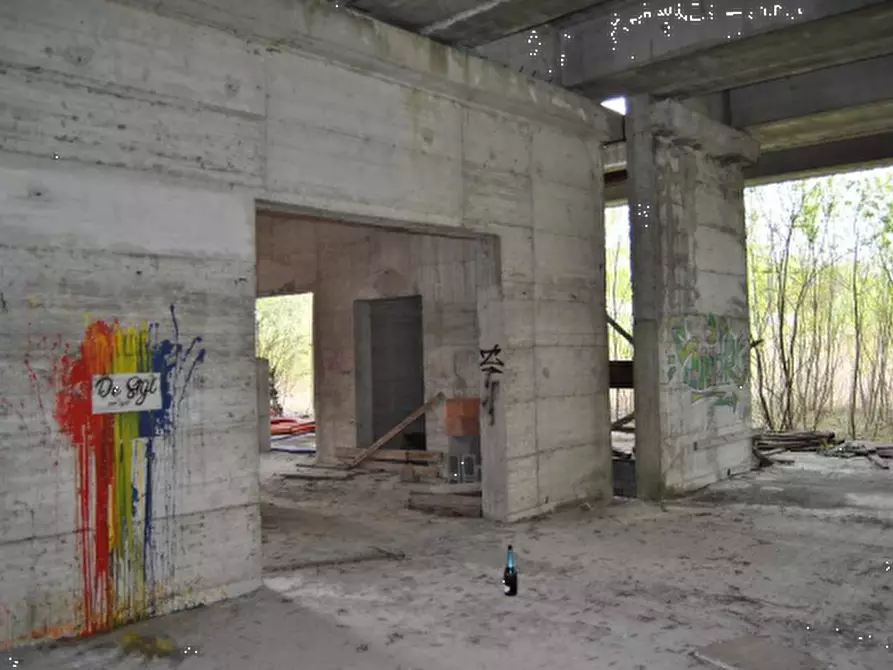 Immagine 10 di Villa in vendita  in Via Vittorio Veneto 57 a Travedona-Monate