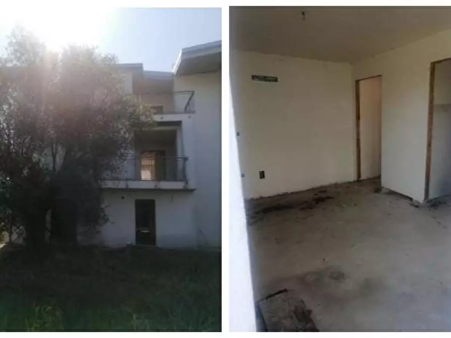 Immagine 27 di Villa in vendita  in Via Tratturo snc, loc. Villa Oliveti a Rosciano