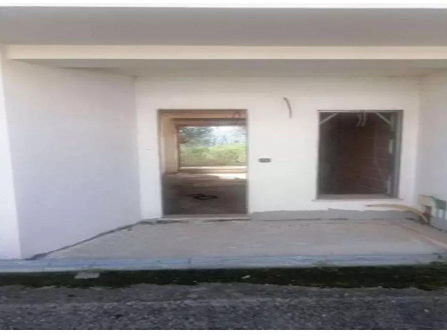 Immagine 42 di Villa in vendita  in Via Tratturo snc, loc. Villa Oliveti a Rosciano