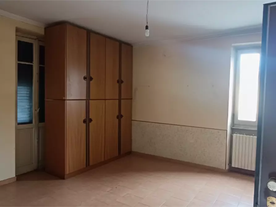 Immagine 6 di Porzione di casa in vendita  in via dante 49 a Cocquio-Trevisago