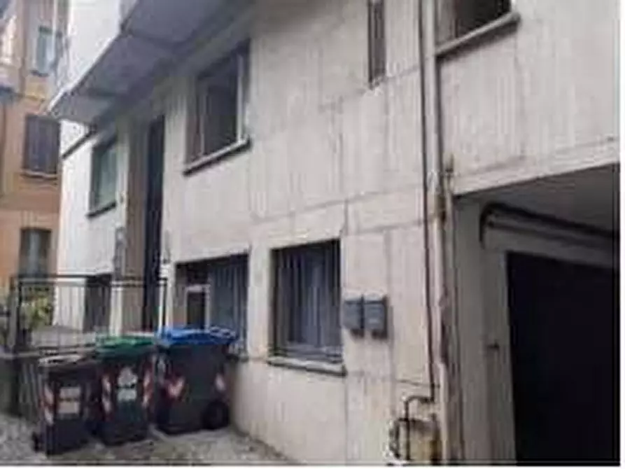 Immagine 2 di Appartamento in vendita  in Via vincenzo dandolo 19 a Varese