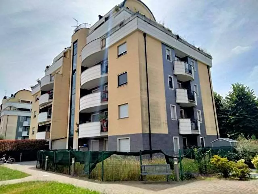 Immagine 1 di Appartamento in vendita  in Via marco biagi 2 a Gerenzano