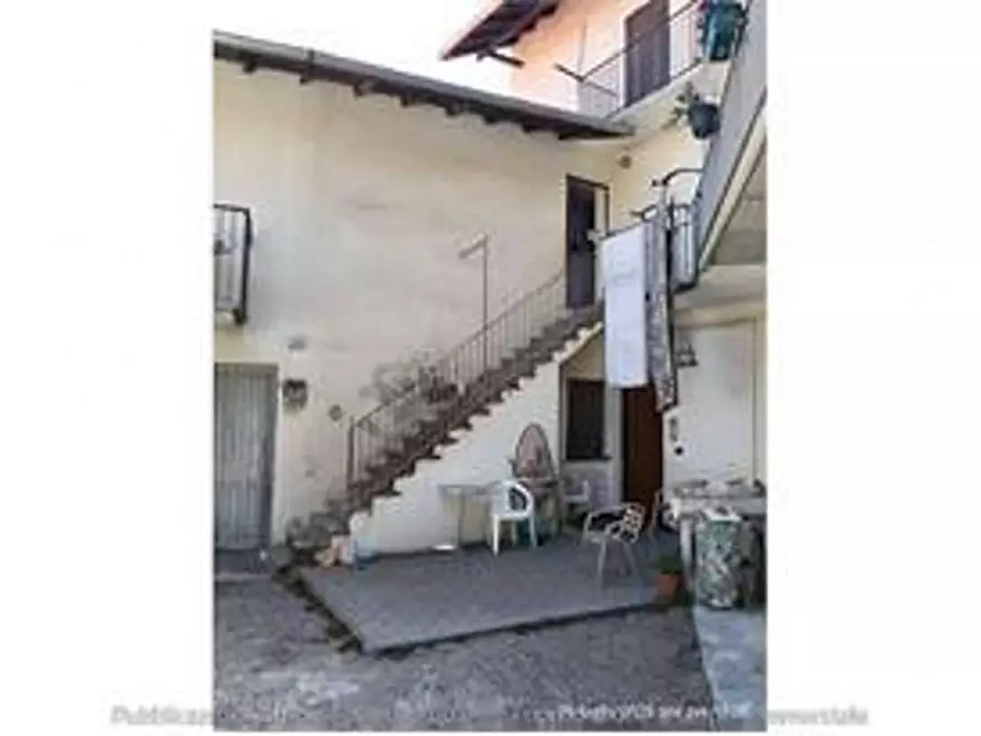Immagine 2 di Appartamento in vendita  in Via antonio rosmini a Fagnano Olona