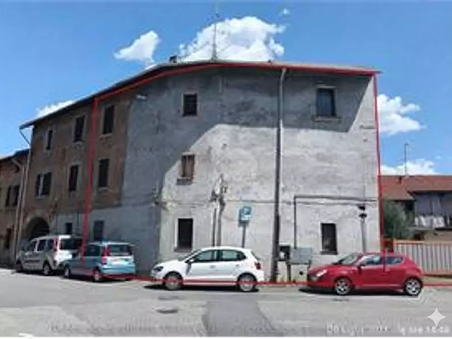 Immagine 5 di Appartamento in vendita  in Via antonio rosmini a Fagnano Olona