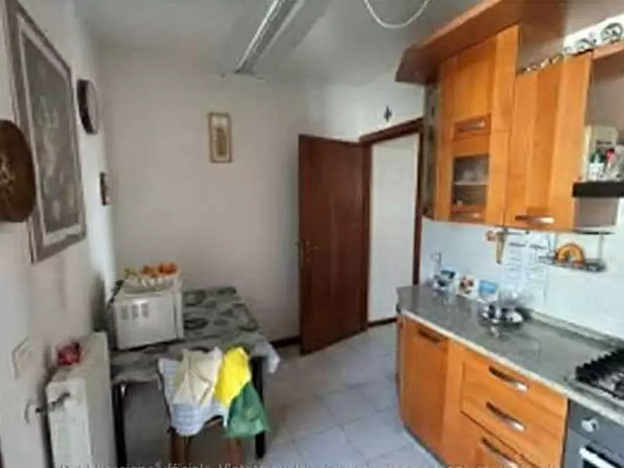 Immagine 4 di Appartamento in vendita  in Via michelangelo 3/d a Fosso'