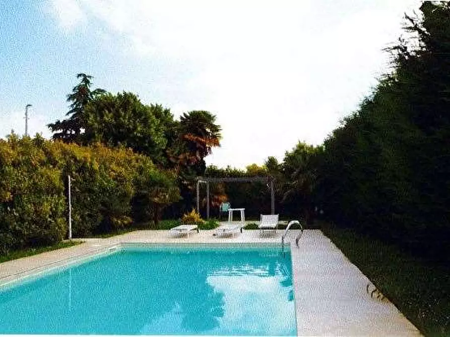 Immagine 6 di Villa in vendita  in Via Fogazzaro 12 a Padova