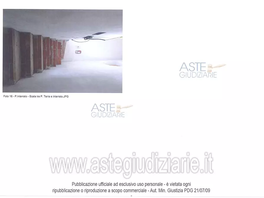 Immagine 8 di Villetta a schiera in vendita  in Corso Nizza, 90, 12015 Limone Piemonte CN, Italia a Limone Piemonte