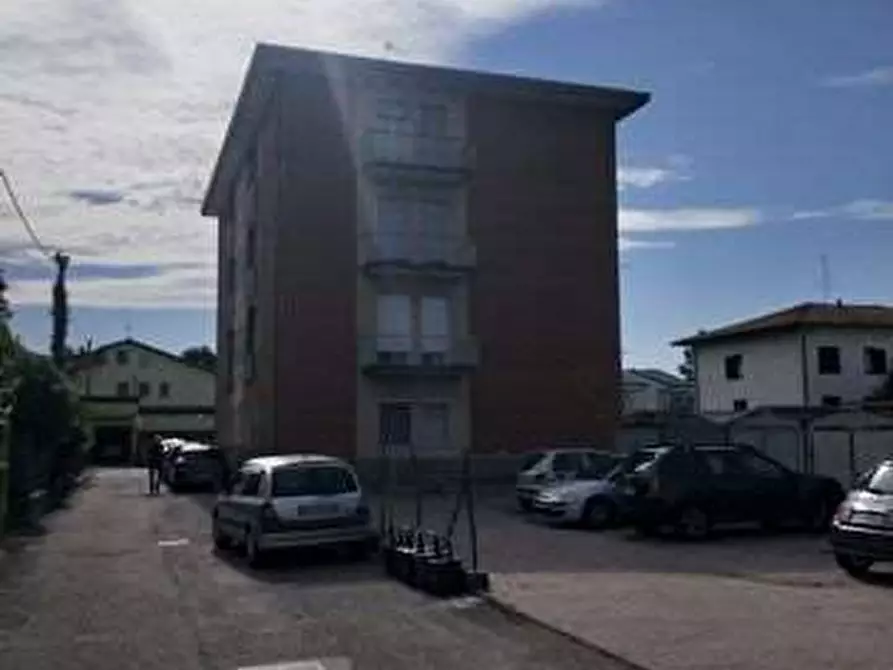 Immagine 1 di Appartamento in vendita  in Via Firenze  31 a Oggiona Con Santo Stefano