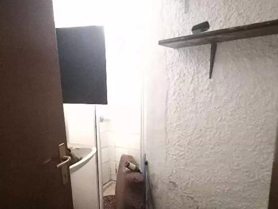 Immagine 9 di Appartamento in vendita  in Via A. Volta  2 a Cittiglio