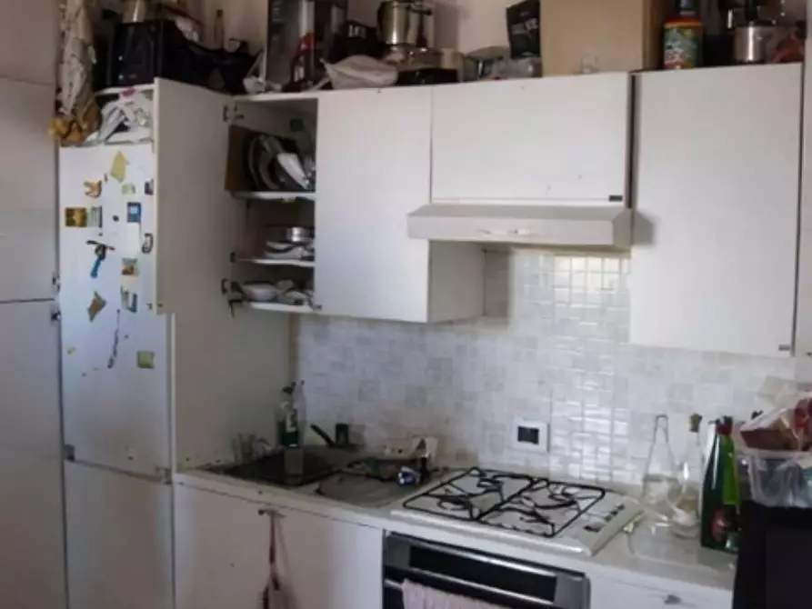 Immagine 5 di Appartamento in vendita  in Via marconi angolo via v. emanuele 2-b a Roncello