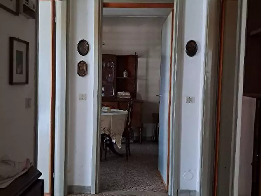 Immagine 2 di Appartamento in vendita  in Via Sant'Ambrogio 7 a Tradate