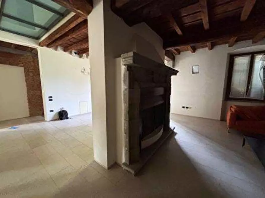 Immagine 20 di Appartamento in vendita  in Via Stanga Busca a Carate Brianza