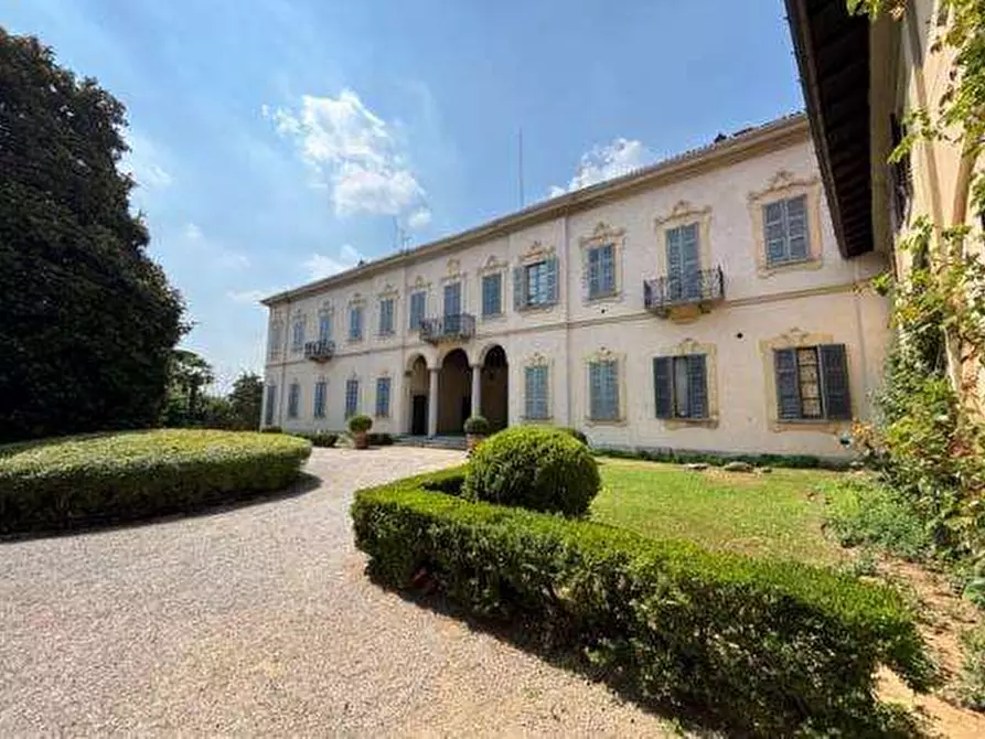 Immagine 41 di Appartamento in vendita  in Via Stanga Busca a Carate Brianza