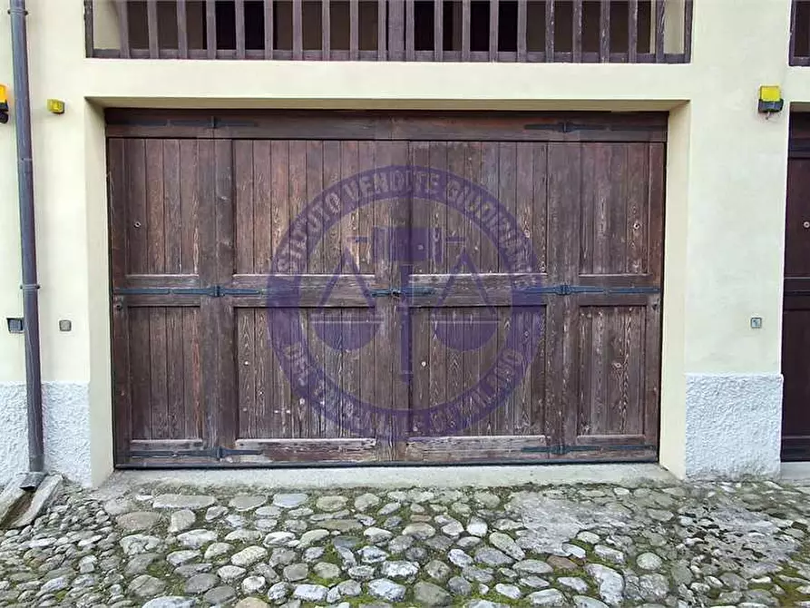 Immagine 46 di Appartamento in vendita  in Via Stanga Busca a Carate Brianza