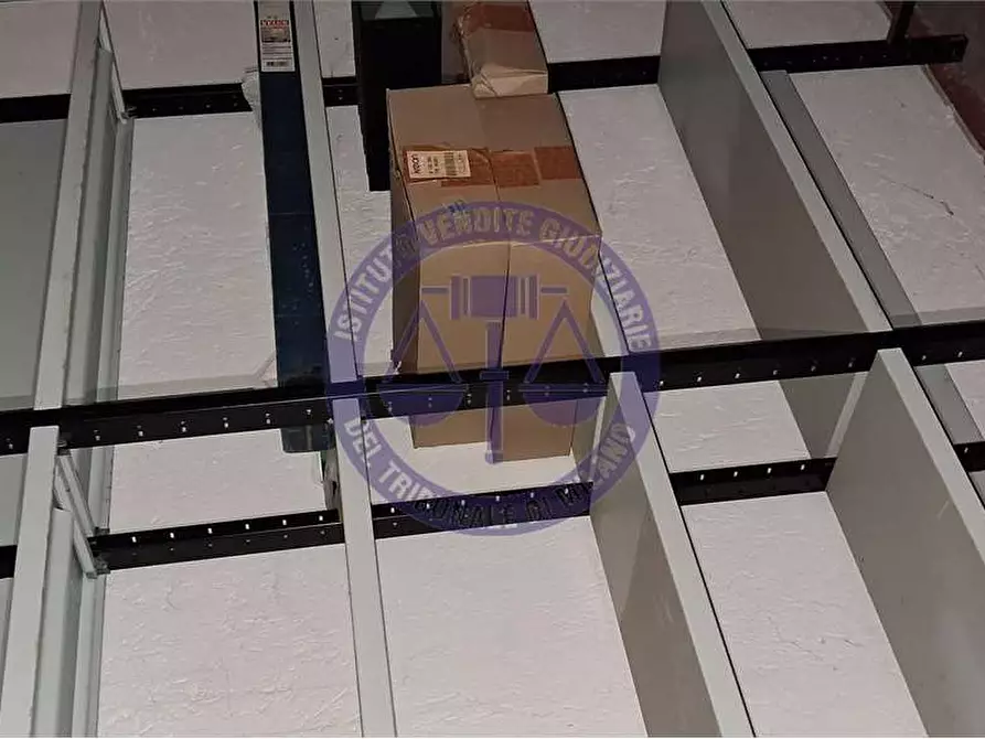 Immagine 48 di Appartamento in vendita  in Via Stanga Busca a Carate Brianza