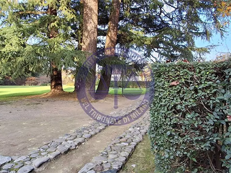 Immagine 53 di Appartamento in vendita  in Via Stanga Busca a Carate Brianza