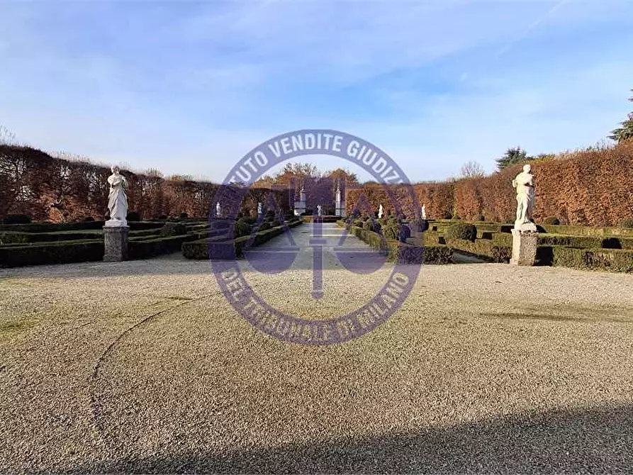 Immagine 68 di Appartamento in vendita  in Via Stanga Busca a Carate Brianza