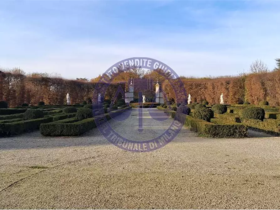 Immagine 73 di Appartamento in vendita  in Via Stanga Busca a Carate Brianza