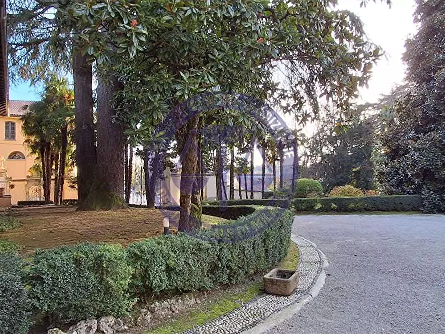 Immagine 120 di Appartamento in vendita  in Via Stanga Busca a Carate Brianza