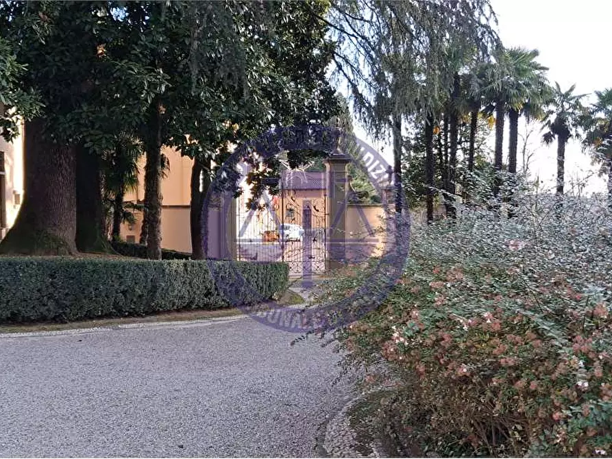 Immagine 128 di Appartamento in vendita  in Via Stanga Busca a Carate Brianza