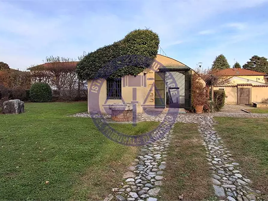 Immagine 172 di Appartamento in vendita  in Via Stanga Busca a Carate Brianza