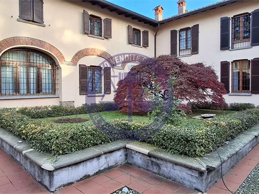 Immagine 250 di Appartamento in vendita  in Via Stanga Busca a Carate Brianza