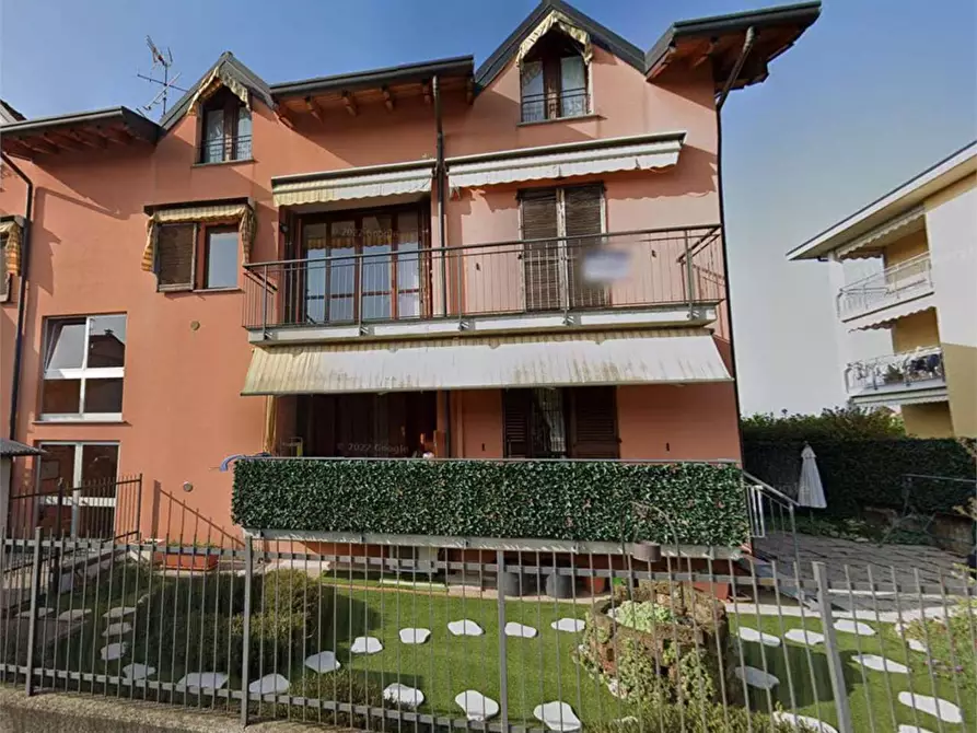 Immagine 3 di Appartamento in vendita  in Via s. michele  28 a Venegono Inferiore