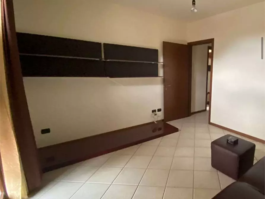 Immagine 10 di Appartamento in vendita  in Via s. michele  28 a Venegono Inferiore