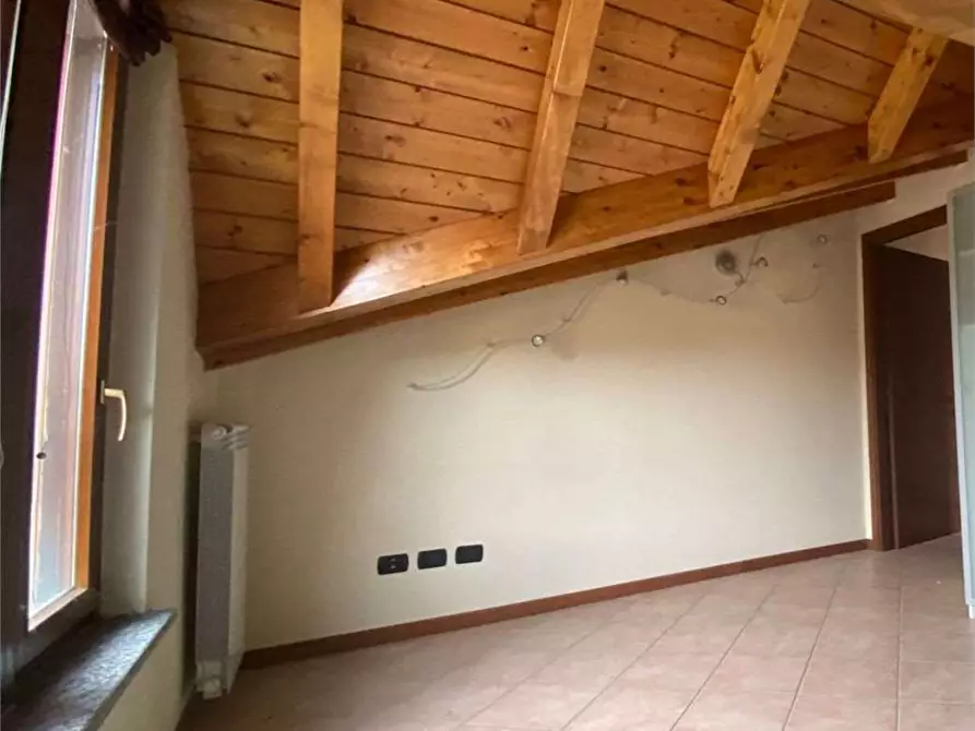 Immagine 20 di Appartamento in vendita  in Via s. michele  28 a Venegono Inferiore