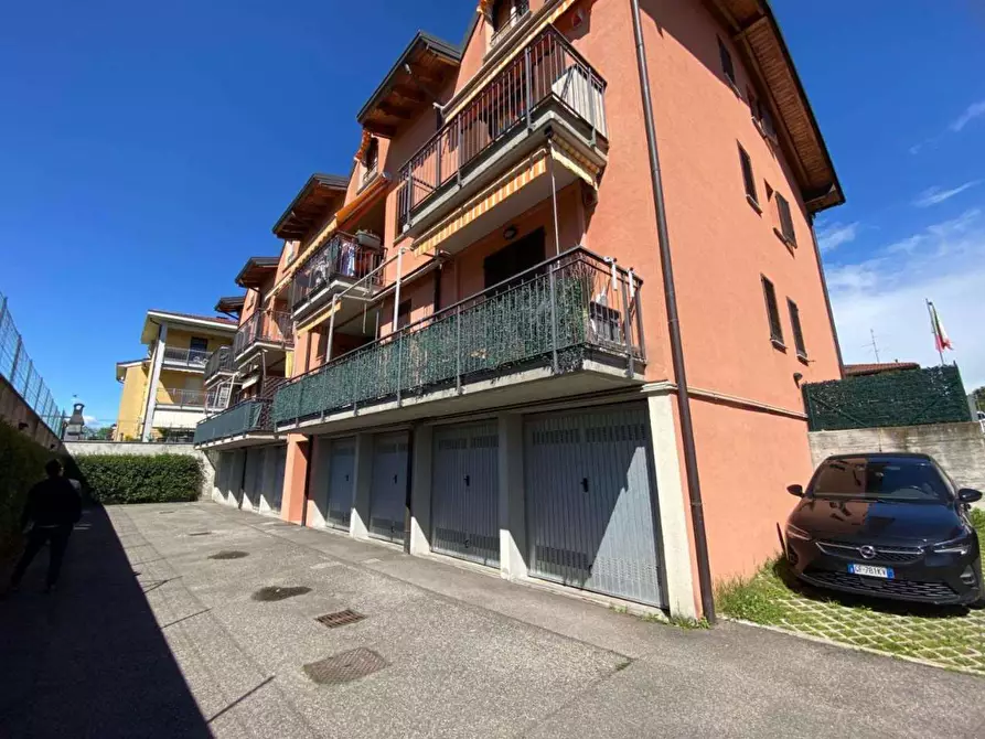 Immagine 23 di Appartamento in vendita  in Via s. michele  28 a Venegono Inferiore