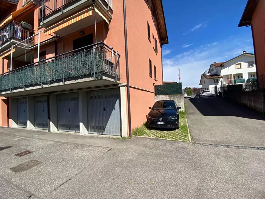 Immagine 24 di Appartamento in vendita  in Via s. michele  28 a Venegono Inferiore