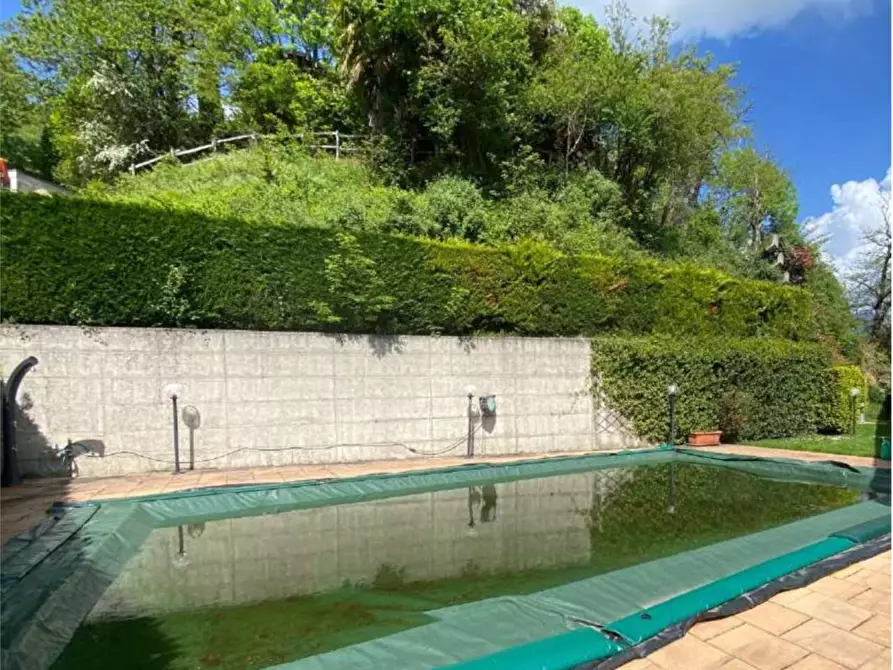 Immagine 24 di Appartamento in vendita  in Frazione Orascio a Maccagno Con Pino E Veddasca