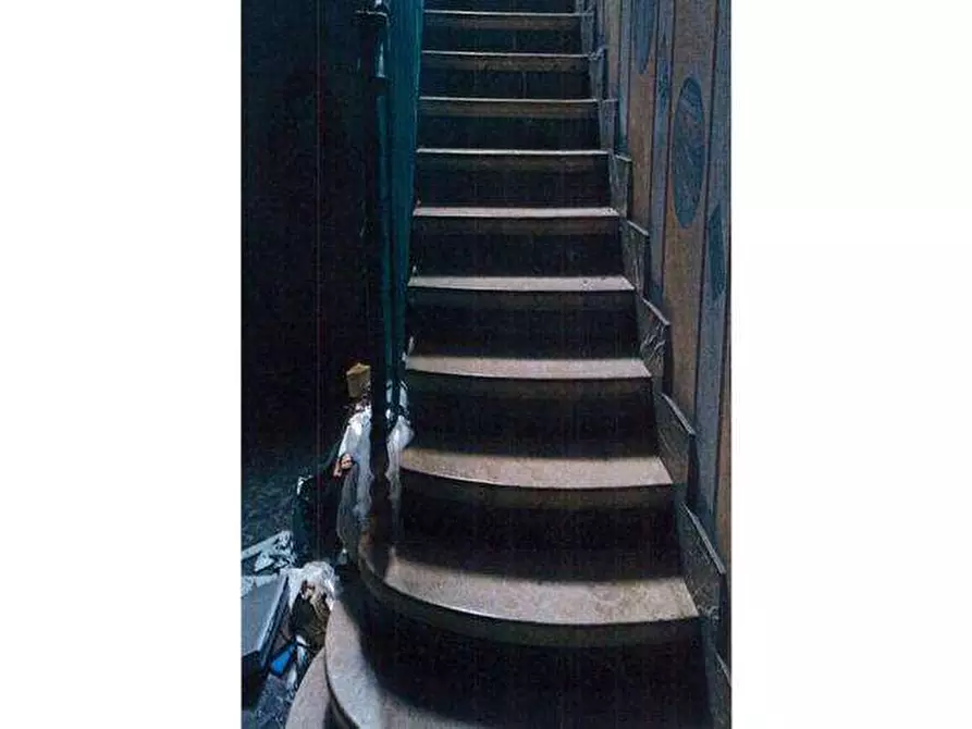 Immagine 16 di Appartamento in vendita  in Via Emanuele D'Adda 14 a Mariano Comense