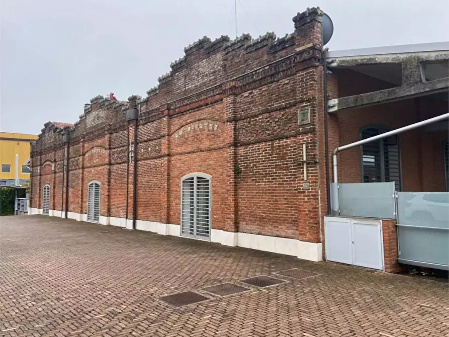 Immagine 1 di Appartamento in vendita  in Via torino  105 a Venezia