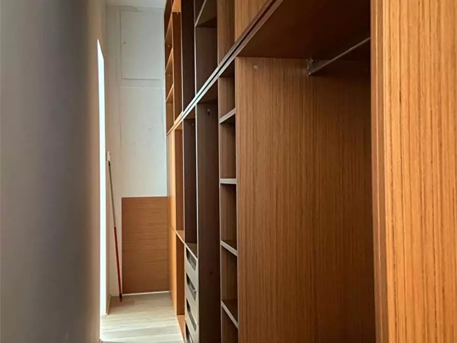 Immagine 15 di Appartamento in vendita  in Via torino  105 a Venezia