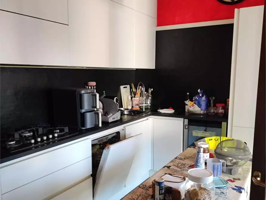 Immagine 11 di Appartamento in vendita  in Via s Michele  102 a Parabiago