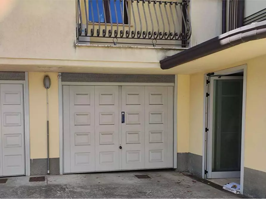 Immagine 22 di Appartamento in vendita  in Via s Michele  102 a Parabiago