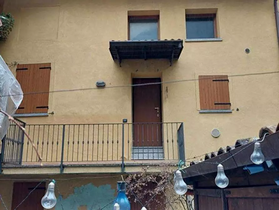 Immagine 1 di Appartamento in vendita  in Via Carrobbio 1 a Valbrona