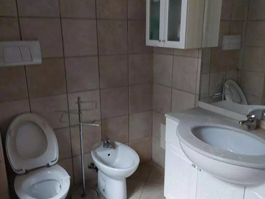 Immagine 12 di Appartamento in vendita  in Via Carrobbio 1 a Valbrona