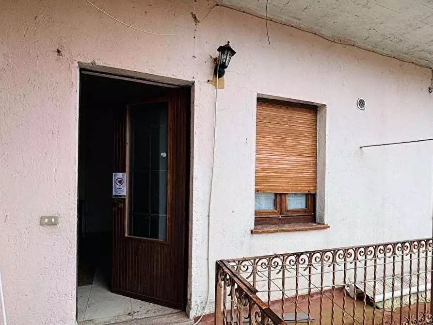 Immagine 15 di Appartamento in vendita  in Viale bioso  6 a Vergiate