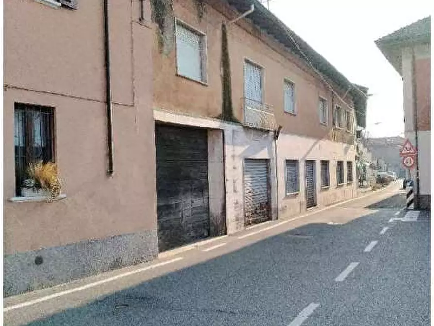 Immagine 1 di Casa indipendente in vendita  in Frazione Corgeno - Piazza Gramsci a Vergiate