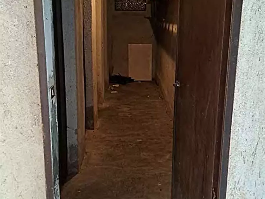 Immagine 17 di Appartamento in vendita  in Via Kennedy 1 a Venegono Superiore