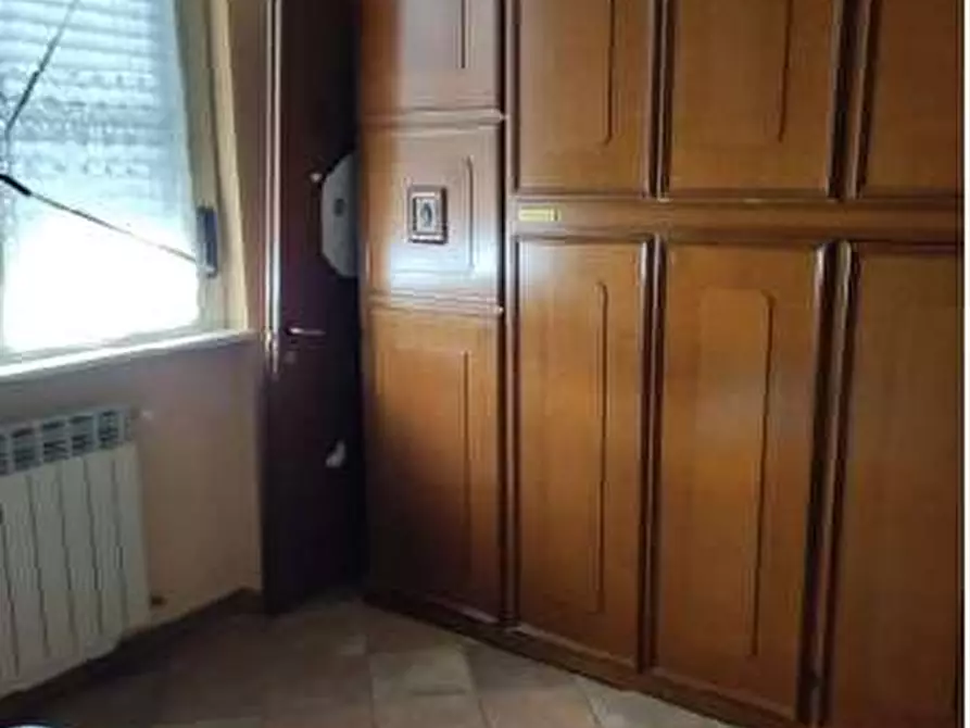 Immagine 11 di Appartamento in vendita  in Viale Lombardia 6 a Legnano