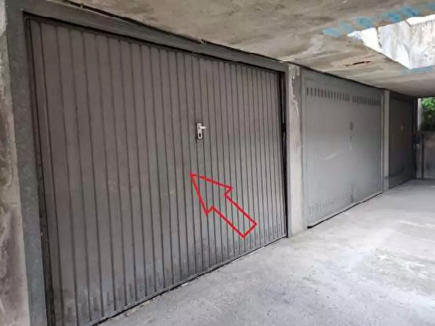 Immagine 13 di Appartamento in vendita  in Viale Lombardia 6 a Legnano