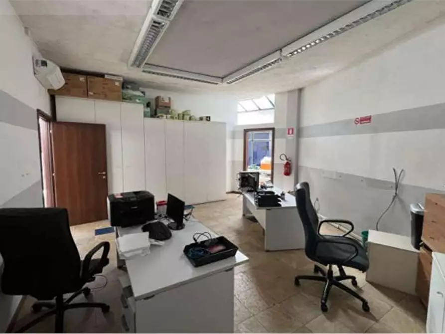 Immagine 2 di Ufficio in vendita  in Via Privata Renzo e Lucia 5 a Milano