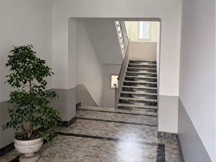 Immagine 4 di Appartamento in vendita  in Via Giusti 18 a San Remo