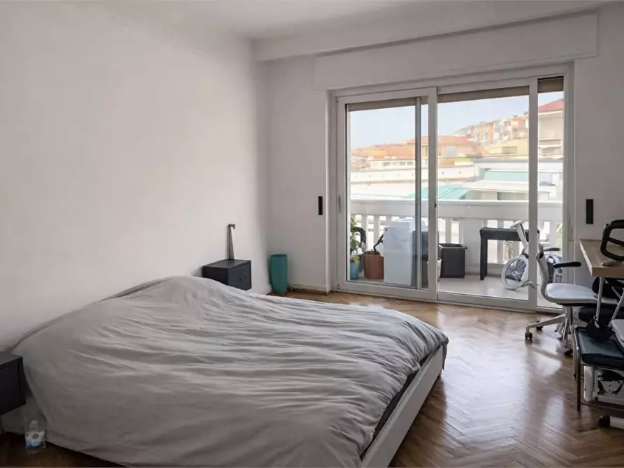 Immagine 9 di Appartamento in vendita  in Via Giusti 18 a San Remo