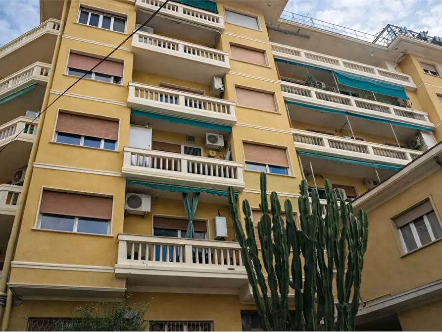 Immagine 1 di Appartamento in vendita  in Via Giusti 18 a San Remo