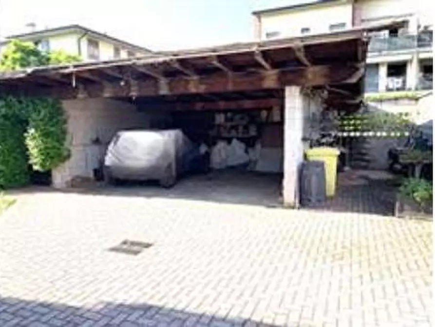 Immagine 10 di Villetta a schiera in vendita  a Turate